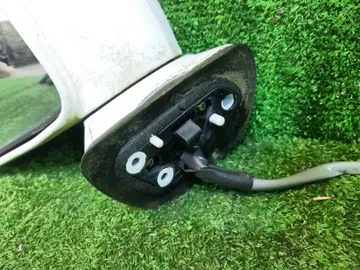 ЗЕРКАЛО НА NISSAN RNESSA N30
