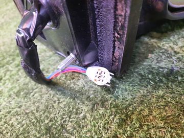 ЗЕРКАЛО НА TOYOTA VOLTZ ZZE136