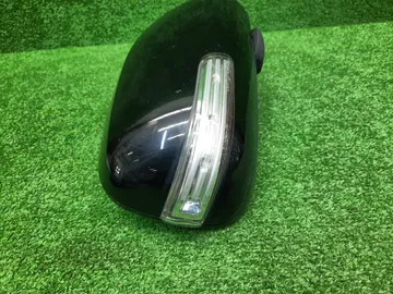 ЗЕРКАЛО НА TOYOTA AVENSIS AZT251