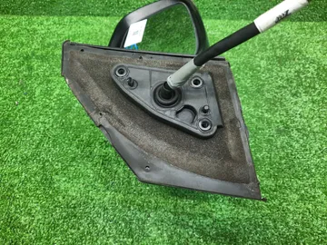 ЗЕРКАЛО НА TOYOTA AVENSIS AZT251