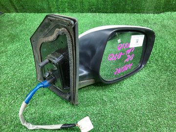 ЗЕРКАЛО НА TOYOTA COROLLA  AXIO ZRE142