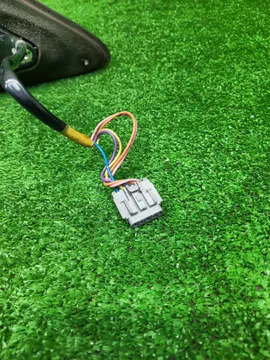 ЗЕРКАЛО НА NISSAN BLUEBIRD QU14