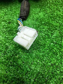 ЗЕРКАЛО НА HONDA STREAM RN7