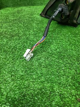 ЗЕРКАЛО НА NISSAN AVENIR W11