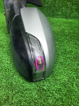 ЗЕРКАЛО НА TOYOTA AQUA NHP10