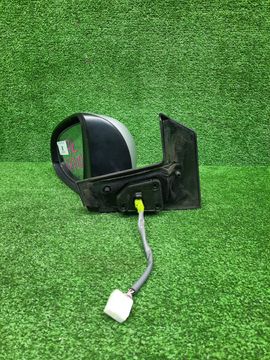 ЗЕРКАЛО НА TOYOTA AQUA NHP10