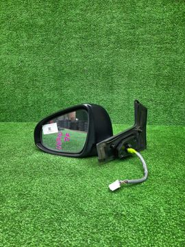 ЗЕРКАЛО НА TOYOTA AQUA NHP10