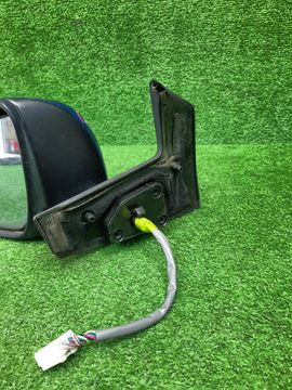 ЗЕРКАЛО НА TOYOTA AQUA NHP10