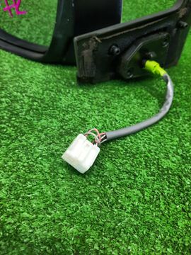 ЗЕРКАЛО НА TOYOTA AQUA NHP10