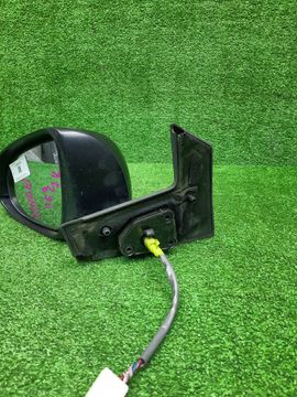 ЗЕРКАЛО НА TOYOTA AQUA NHP10