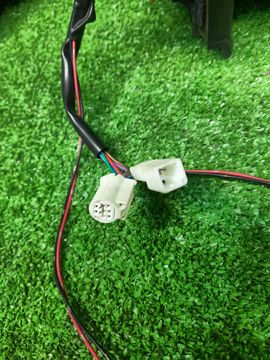 ЗЕРКАЛО НА TOYOTA COROLLA RUNX NZE121