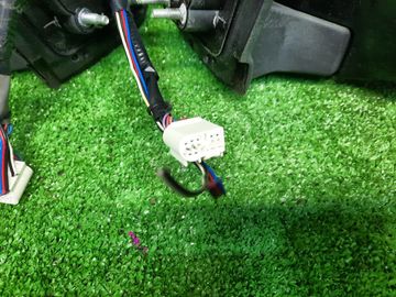 ЗЕРКАЛО НА TOYOTA HIACE TRH219