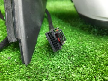 ЗЕРКАЛО НА VOLKSWAGEN PASSAT B7