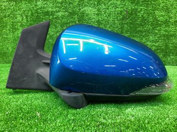 ЗЕРКАЛО НА TOYOTA AQUA NHP10