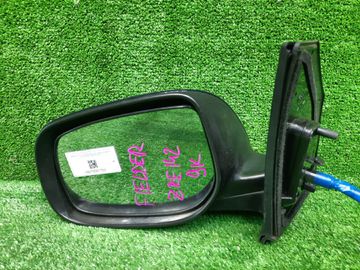 ЗЕРКАЛО НА TOYOTA FIELDER NZE141