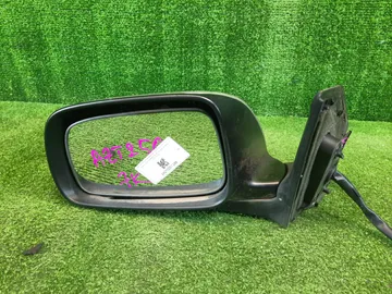 ЗЕРКАЛО НА TOYOTA AVENSIS AZT250