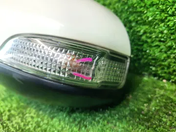 ЗЕРКАЛО НА TOYOTA AQUA NHP10