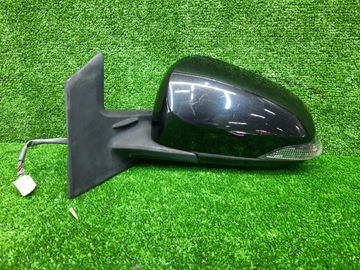 ЗЕРКАЛО НА TOYOTA AQUA NHP10