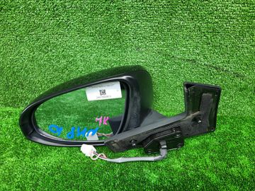 ЗЕРКАЛО НА TOYOTA AQUA NHP10