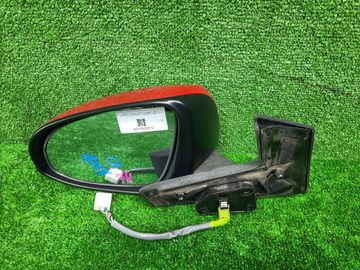 ЗЕРКАЛО НА TOYOTA AQUA NHP10