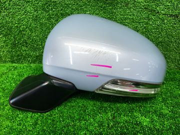 ЗЕРКАЛО НА TOYOTA PRIUS ZVW30