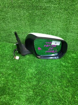 ЗЕРКАЛО НА SUZUKI ESCUDO TDA4W