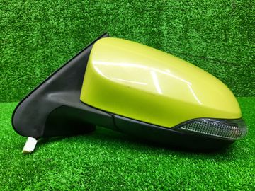 ЗЕРКАЛО НА TOYOTA SPADE NCP141