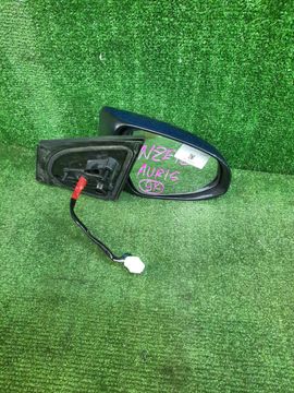 ЗЕРКАЛО НА TOYOTA AURIS NZE184