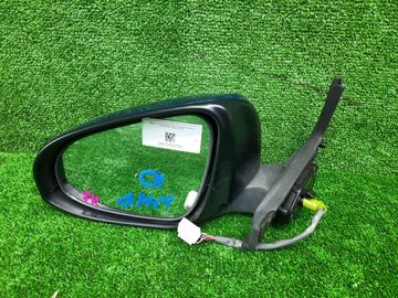 ЗЕРКАЛО НА TOYOTA AQUA NHP10