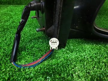ЗЕРКАЛО НА TOYOTA VOLTZ ZZE136