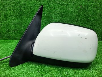 ЗЕРКАЛО НА TOYOTA BB QNC21