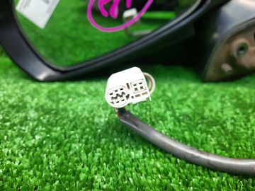 ЗЕРКАЛО НА TOYOTA RACTIS NCP120