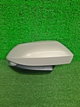 ЗЕРКАЛО НА TOYOTA AQUA MXPK11