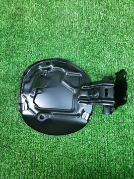 ЛЮЧОК БЕНЗОБАКА НА TOYOTA YARIS CROSS MXPB10