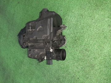 КОРПУС ВОЗДУШНОГО ФИЛЬТРА НА TOYOTA AQUA NHP10 1NZ-FXE