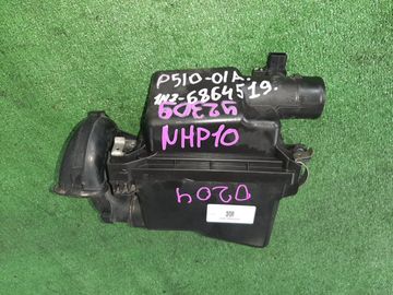 КОРПУС ВОЗДУШНОГО ФИЛЬТРА НА TOYOTA AQUA NHP10 1NZ-FXE