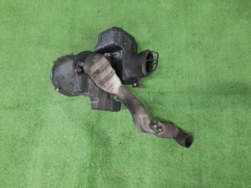 КОРПУС ВОЗДУШНОГО ФИЛЬТРА НА MITSUBISHI CANTER FG638