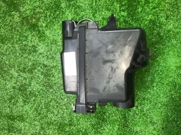 КОРПУС ВОЗДУШНОГО ФИЛЬТРА НА TOYOTA SIENTA NHP170G 1NZ-FXE