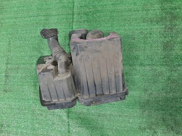 КОРПУС ВОЗДУШНОГО ФИЛЬТРА НА ISUZU ELF NPR81 4HL1