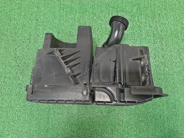 КОРПУС ВОЗДУШНОГО ФИЛЬТРА НА ISUZU ELF AKR71