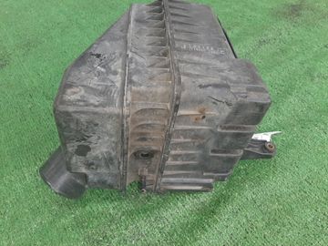 КОРПУС ВОЗДУШНОГО ФИЛЬТРА НА TOYOTA MARK II JZX90 1JZ-GE