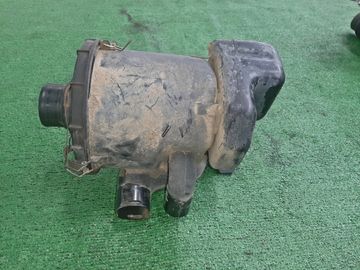 КОРПУС ВОЗДУШНОГО ФИЛЬТРА НА TOYOTA LITE ACE KM51 5K