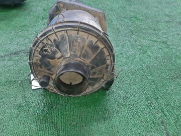 КОРПУС ВОЗДУШНОГО ФИЛЬТРА НА TOYOTA LITE ACE KM51 5K