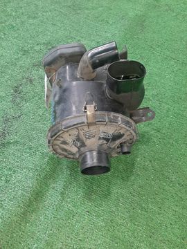 КОРПУС ВОЗДУШНОГО ФИЛЬТРА НА TOYOTA LITE ACE KM51 5K