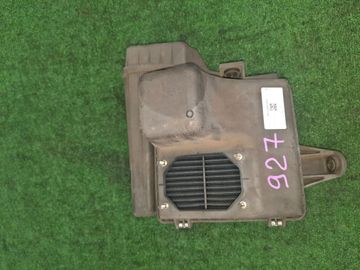 КОРПУС ВОЗДУШНОГО ФИЛЬТРА НА MITSUBISHI PAJERO IO H76W 4G93