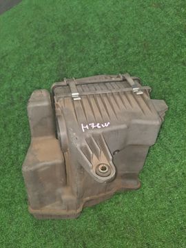 КОРПУС ВОЗДУШНОГО ФИЛЬТРА НА MITSUBISHI PAJERO IO H76W 4G93