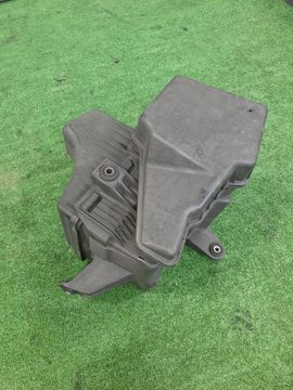 КОРПУС ВОЗДУШНОГО ФИЛЬТРА НА MITSUBISHI PAJERO IO H76W 4G93