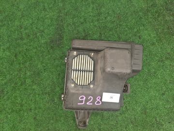 КОРПУС ВОЗДУШНОГО ФИЛЬТРА НА MITSUBISHI PAJERO IO H76W 4G93