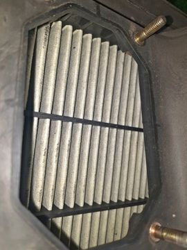 КОРПУС ВОЗДУШНОГО ФИЛЬТРА НА MITSUBISHI PAJERO IO H76W 4G93