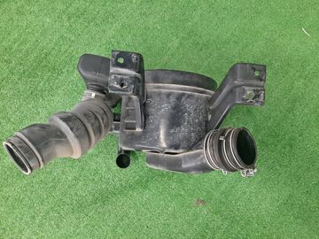 КОРПУС ВОЗДУШНОГО ФИЛЬТРА НА TOYOTA DYNA LY211